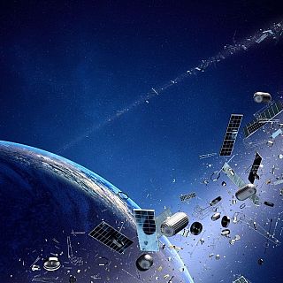 Iker Mons supera a la ficci�: L'eclipsi i la xatarra espaial