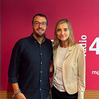 Consells de la doctora Magda Carlas i del psicòleg Eduard Molinet per superar l'onada de calor