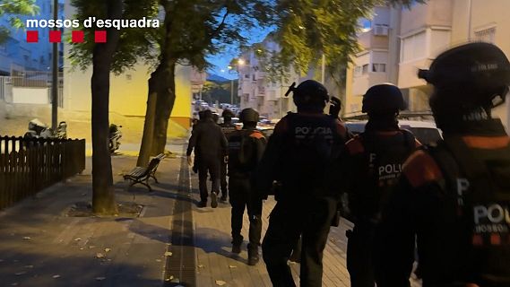 Tres detinguts i sis armes intervingudes en un operatiu pel tiroteig a la Mina al maig