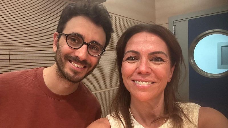 Libros de arena - David Muñoz Mateos y 'Entre las hojas escondido' - Escuchar ahora