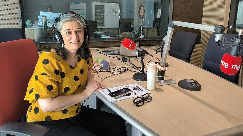 El barquero del cine: entrevista exclusiva a María Macarro - Emisión en chino