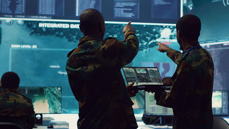 Código Crystal - De guerra multinodal y fallos de seguridad - 18/07/26 - Escuchar ahora