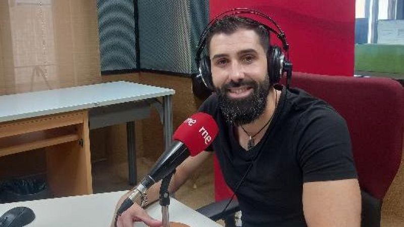 Wisteria Lane - Jose Pablo Rodríguez Gobiet, el profesor de secundaria que hay detrás del programa educativo "Mariconizate" - 19/07/26 - Escuchar ahora