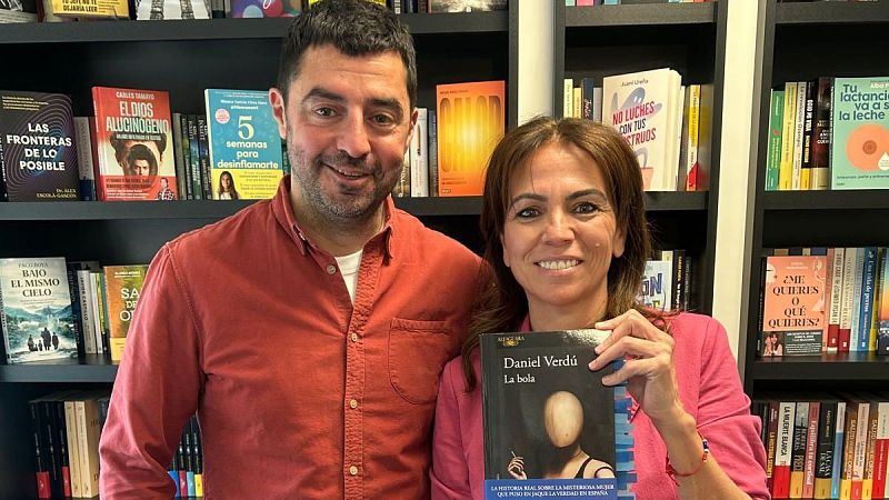 Libros de arena - Daniel Verdú y 'La bola' - Escuchar ahora