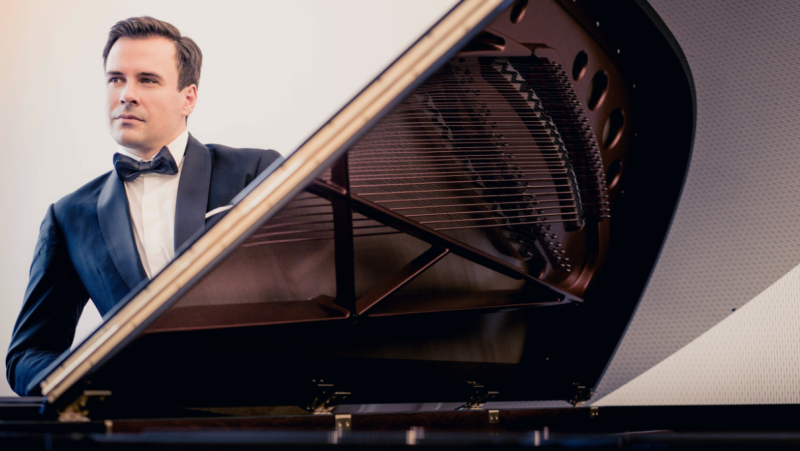 Concierto de verano - E.T.A. Hoffmann y Robert Schumann con el pianista Simeon Goshev - 21/07/26 - Concierto de verano | Escuchar