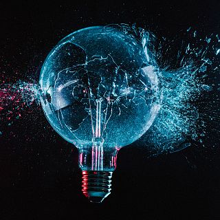 'La hostIA que viene', obsolescencia programada y nanom�quinas en la sangre