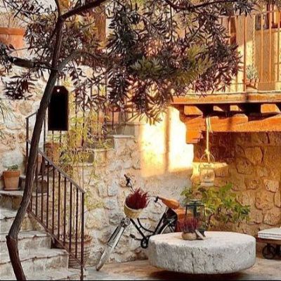 Agua, pinos y piedra en una casa con encanto en la Alcarria - En clave Turismo
