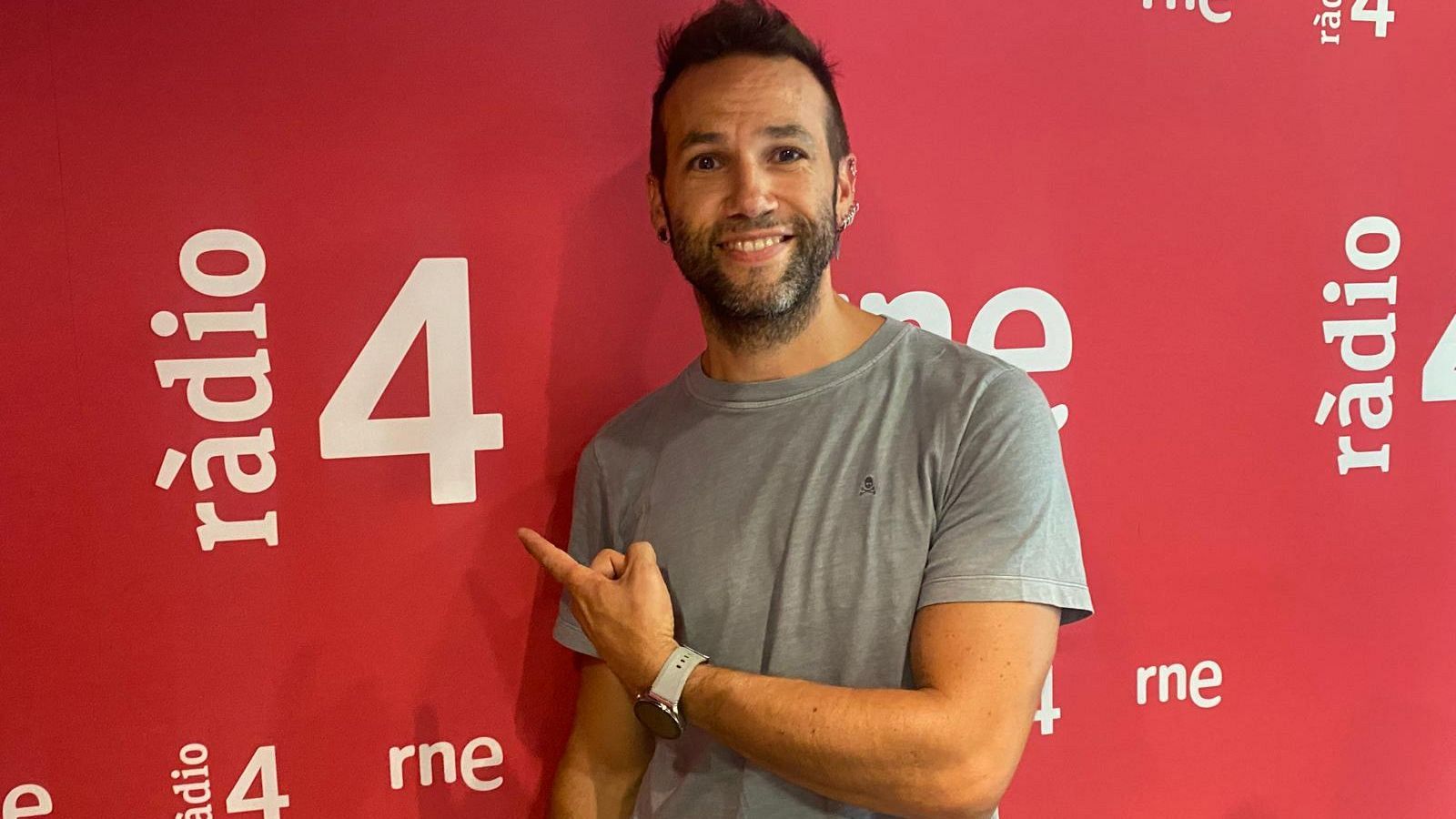 Els trucs de Carlos Cano per pagar menys cada vegada que omplim el dip�sit