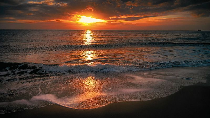Vistas al mar I - La fugacidad del verano - 29/07/26 - Vistas al mar | Escuchar