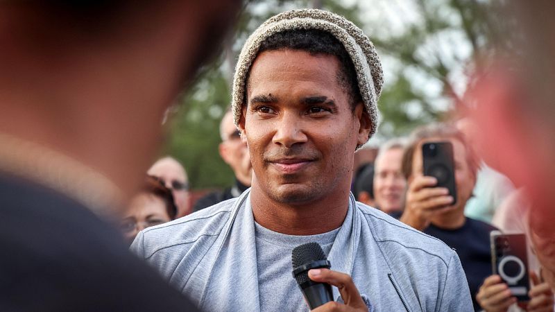 Otero Alcántara: "En Cuba el peaje de la libertad es el exilio" - Hora América | Escuchar
