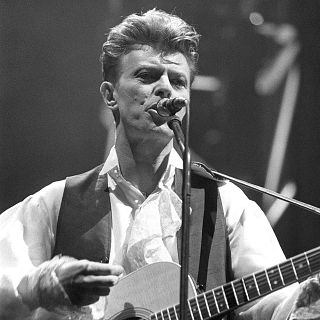 Bowie, la historia más grande jamás contada (III)