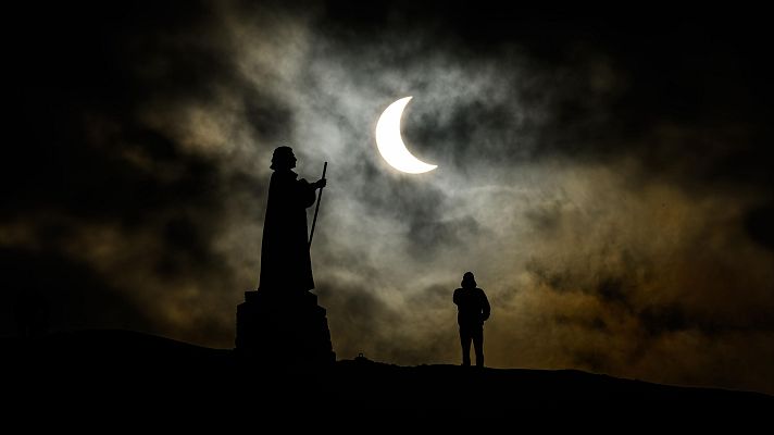 El eclipse solar, protagonista de la historia del cine - A golpe de bit | Escuchar