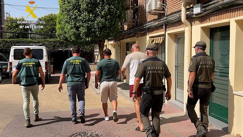 En libertad los 2 acusados de originar el incendio de Almorox - Castilla-La Mancha Informativos | Escuchar