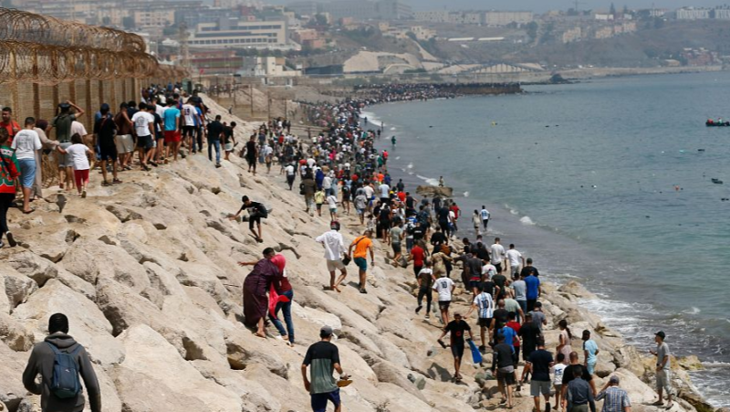 Ceuta torna a posar Europa�davant�el mirall de la�immigraci� - El mat� de R�dio 4 | Escoltar