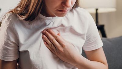 Síntomas de infarto que muchas mujeres no identifican