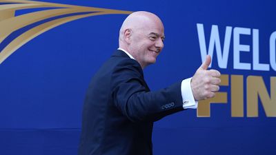 Dudas con la FIFA y su idea de explotar comercialmente el fútbol