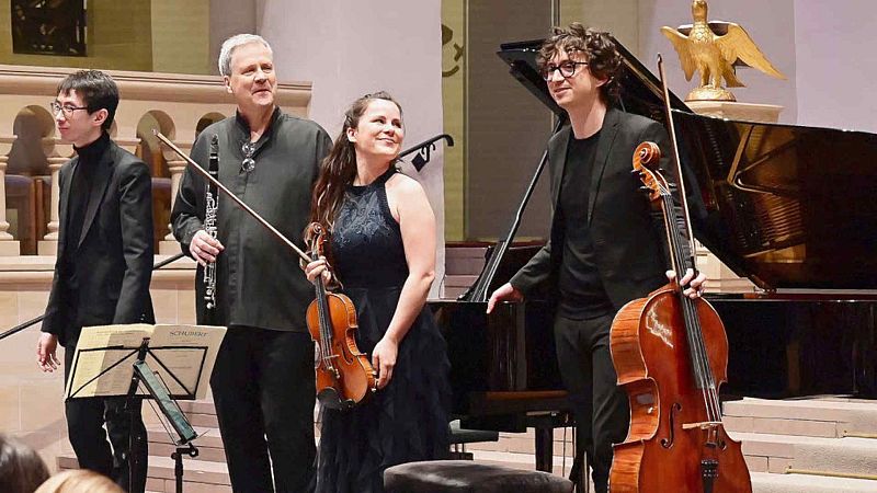 Concierto de verano - Ib Hausmann y el Trio Amatis en el Ciclo Conciertos Imperiales de F�ssen - 05/08/26 - Concierto de verano | Escuchar
