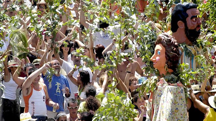 La Rama de Agaete, donde la música guía la fiesta - Celebrando España | Escuchar