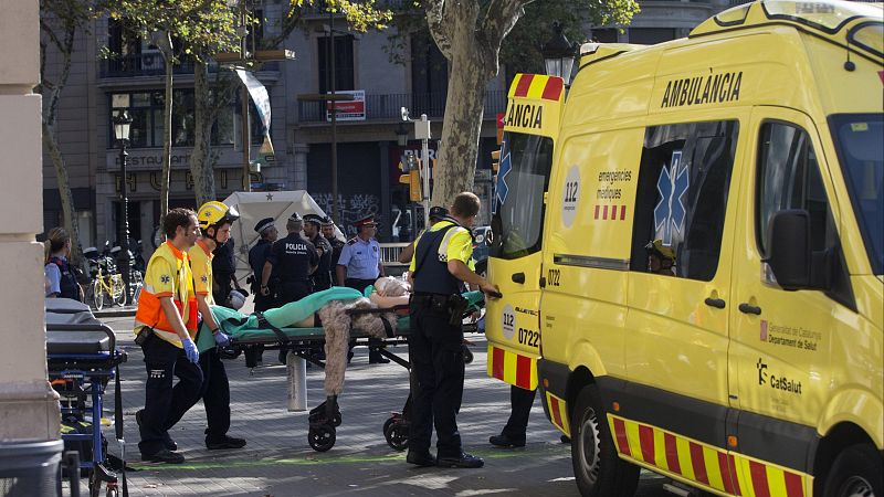 Arxiu Ràdio 4 - Atemptat Barcelona 17A. Interrupció programació | Escoltar