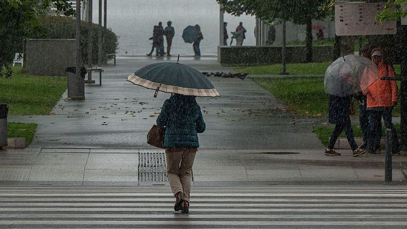 El mat� de R�dio 4 -  Edici� Estiu - Les pluges tornen a Catalunya despr�s de setmanes de calor extrema: quin temps ens espera aquest agost? - El mat� de R�dio 4 | Escoltar