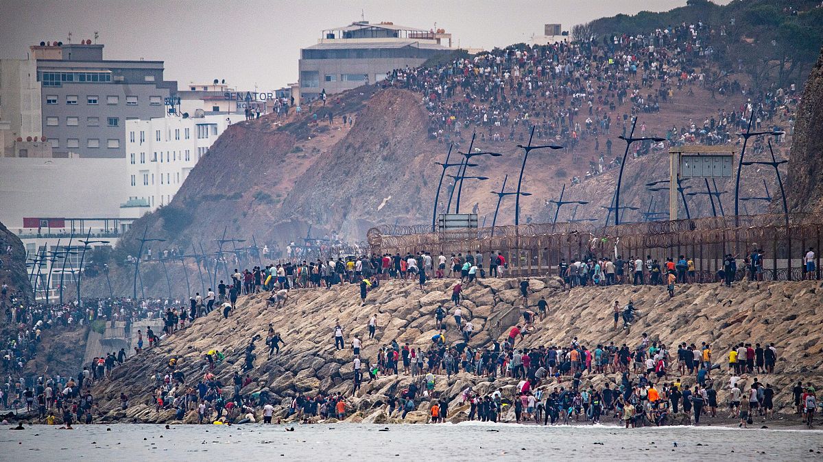La historia de Ceuta en 3000 años, y su crisis migratoria