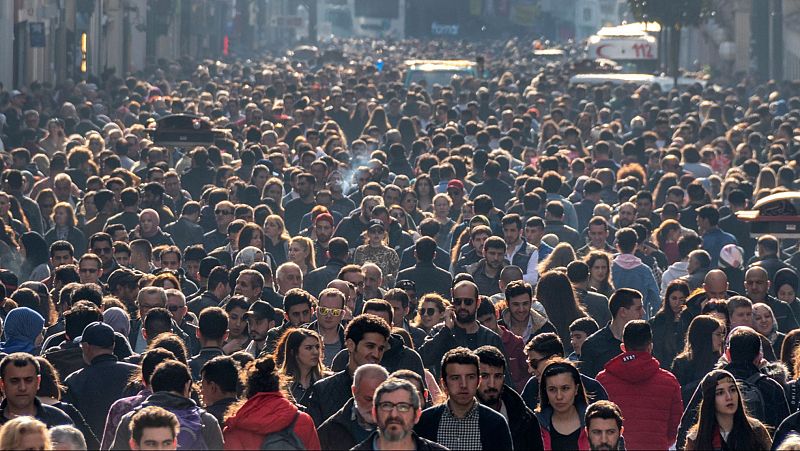 El mat� de R�dio 4 - Edici� Estiu - Espanya frega els 50 milions d?habitants: com explica la immigraci� aquest r�cord demogr�fic? - El mat� de R�dio 4 | Escoltar