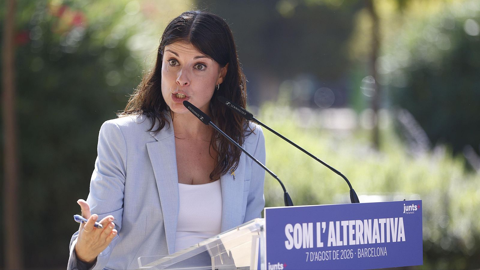 Junts acusa Illa de "carregar-se" Catalunya i "deteriorar" la convivència | ELENA GARCIA