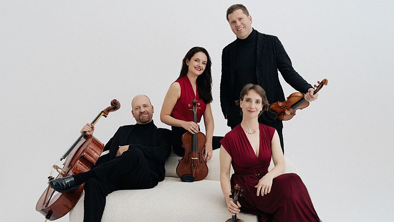 Fila cero - El Cuarteto Casals presenta el "Universo Shostakovich" - 09/08/26 - Fila cero | Escuchar