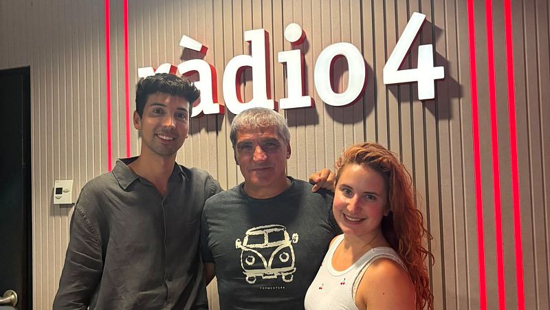 El mat� de R�dio 4 - Edici� Estiu - Marc Leirado i el paparazzi Gustavo Gonz�lez ens descobreixen les vacances dels famosos - El mat� de R�dio 4 | Escoltar