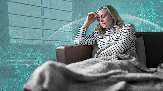 Treballar de nit augmenta el risc de patir covid persistent