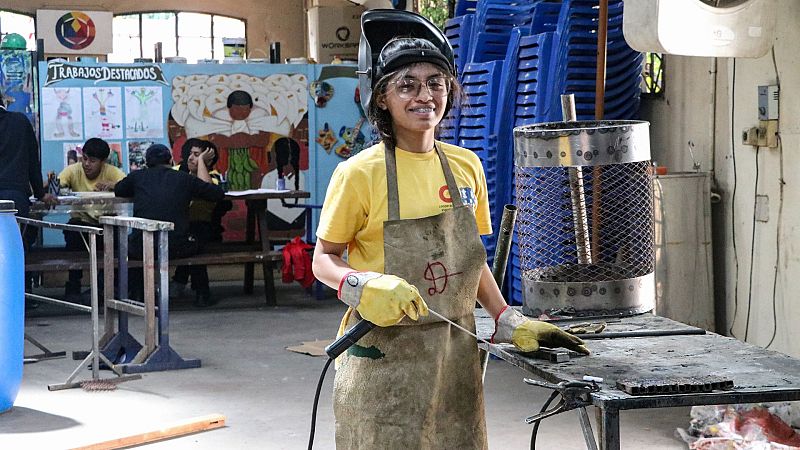 La Escuela Taller de Asunción impulsa la inclusión laboral - Espacio iberoamericano | Escuchar