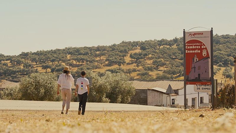 Mundo rural - Ruta turística por los pueblos del jamón ibérico en Huelva - 14/08/26 - Escuchar ahora