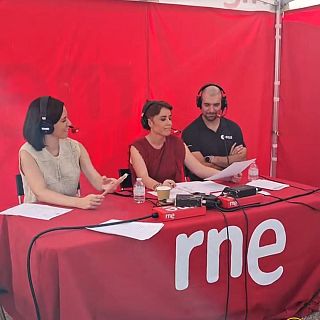 En Yebes con la ministra Diana Morant y el astronauta Pablo Álvarez
