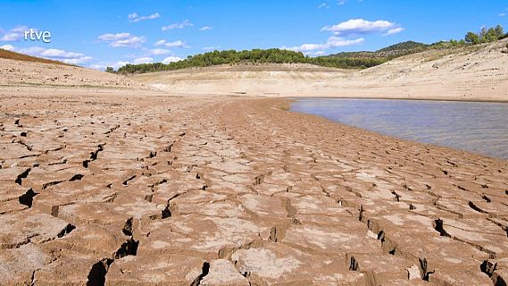 La sequera obliga a portar aigua amb cisternes a nuclis de l?Alta Ribagor�a