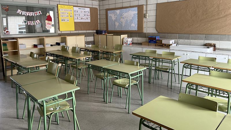 El mat� de R�dio 4 - Edici� Estiu - El malestar docent, la falta de recursos i els nous reptes de conviv�ncia a les aules - El mat� de R�dio 4 | Escoltar