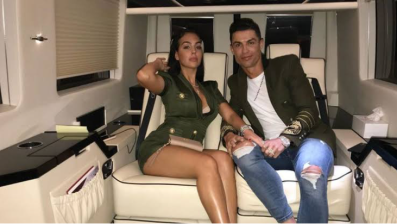 El casament de Cristiano Ronaldo i Georgina Rodr�guez - Estiu XL | Escuchar