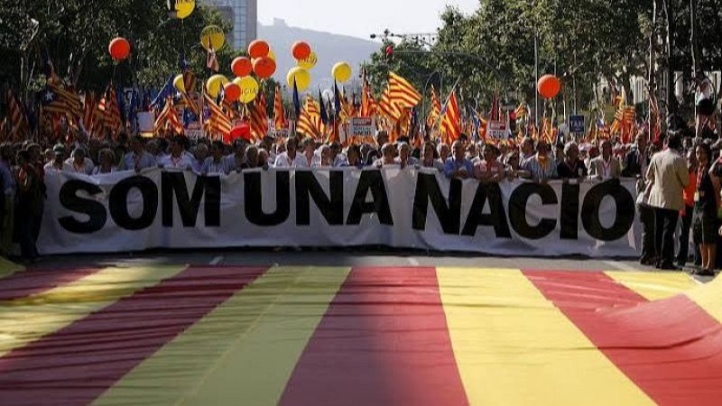 Arxiu R�dio 4: Manifestaci� contra la sent�ncia de l?Estatut de Catalunya | Escoltar