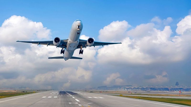Fin de mes - ¿Es posible descarbonizar la aviación? - Escuchar ahora