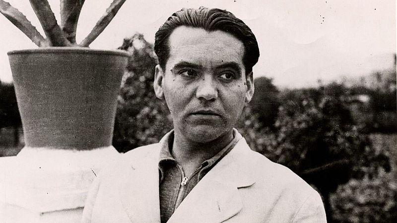 Hoy empieza todo - 90 aniversario del asesinato de Lorca: Granada rinde homenaje al poeta desde el barrando de Víznar - Hoy empieza todo | Escuchar