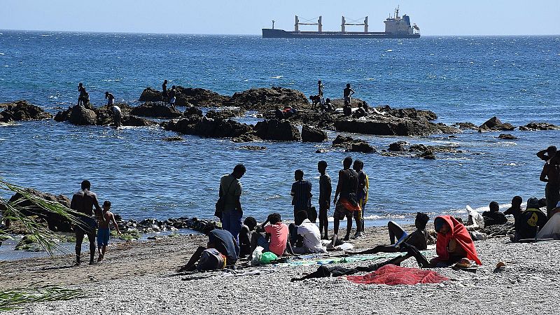 El mat� R�dio 4 - Edici� Estiu - El futur dels menors migrants de Ceuta: com funciona el sistema d'acollida? - El mat� de R�dio 4 | Escoltar