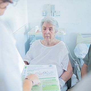 STOP-IATRO busca reduir les complicacions de les persones grans ingressades