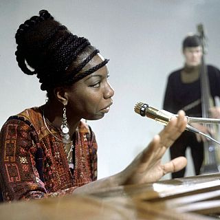 Triangular VII: Los dos viajes a �frica de Nina Simone
