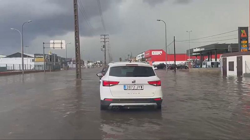 Temporal de pluja, vent i pedra: greus afectacions a Tarragona i Ponent | Pepa Sangenís i Pilar Ribas