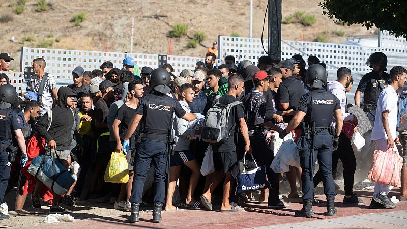 AUGC: "La plantilla de Guardia Civil y Policía en Ceuta es insuficiente" - Las mañanas de RNE