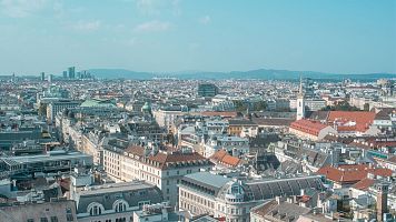 Albert Falc�: viatge a Viena