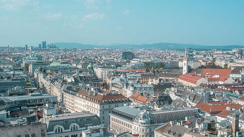 Estiu XL - Albert Falc�: viatge a Viena - Estiu XL | Escoltar