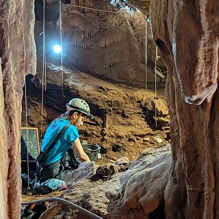 Badajoz - Cuevas de Fuentes de León