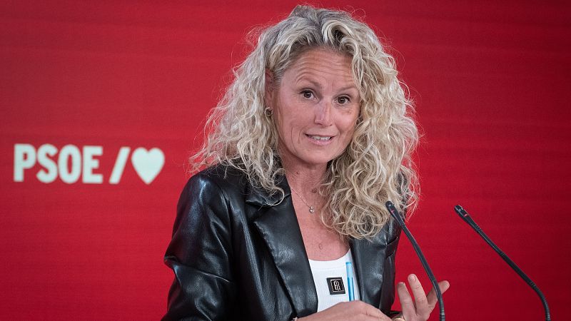 Montse Mínguez: "Ceuta no necesita que vayan allí políticos a hacerse vídeos y trasladar miedo" - 24 horas | Escuchar