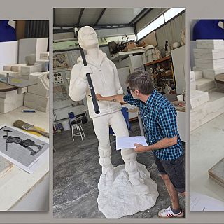 La escultura de Paco Roca que homenajea a los voluntarios de la DANA
