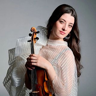 Mar�a Due�as, la estela de Jascha Heifetz